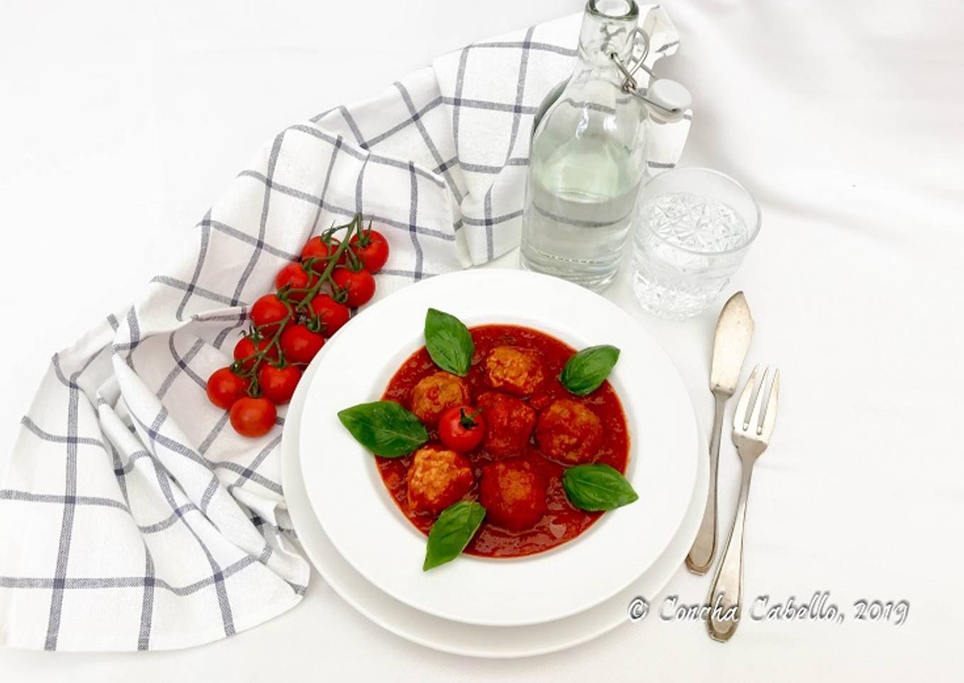 Albóndigas con Tomate