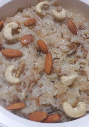 A picture of Meethi Sevian.