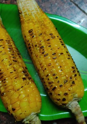 A picture of Baked and roasted sweet corn.