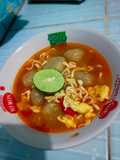 Cilok goang pedas / Cilok kuah segar topping mie