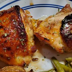 A picture of Honey Soy Chicken Thighs.
