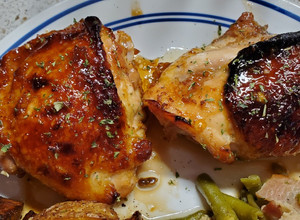 A picture of Honey Soy Chicken Thighs.