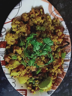 ओट्स पोहा (Oats poha recipe in hindi) रेसिपी मुख्य फोटो