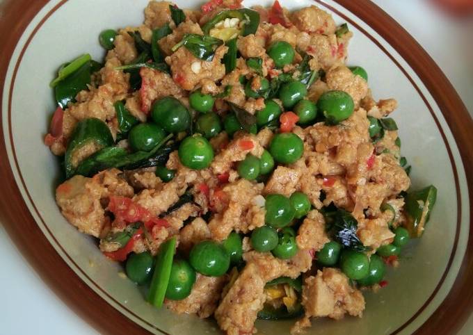 Resep Oncom lenca pedas oleh Yani Rohaeni - Cookpad