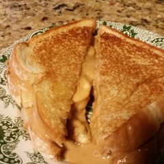 A picture of Simple pleasures grilled pb and banana.
