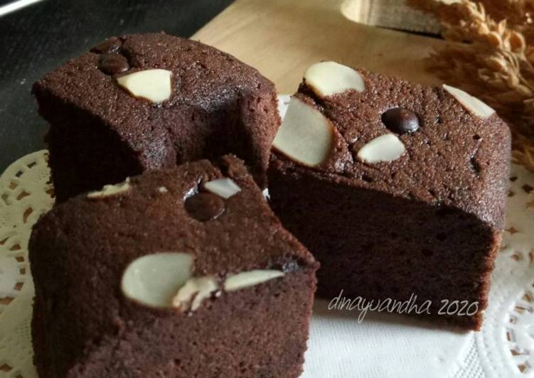 Brownies Putih Telur