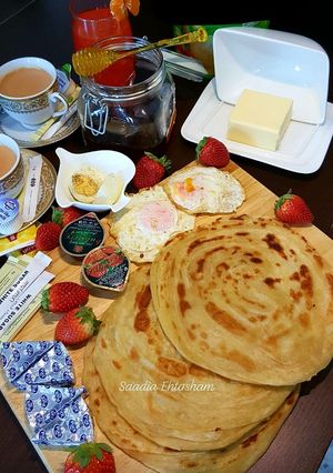 A picture of Lacha paratha for sehri..