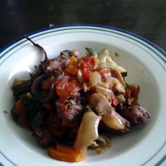 A picture of Lazy Octapus with VegetablesUsually i am calling the foods that goes to the oven lazy cause they just stand there! i love these way of cooking (slow one) cause you take all the juices and the flavors from the food. Here i am not using frozen spinach cau.