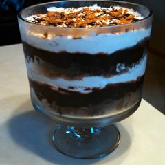 A picture of Peanut butter chocolate trifle.