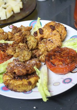 Foto principal de Gambas y manzanas rebozadas con tomate