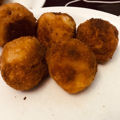 A picture of Potato ball.