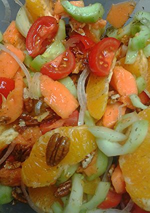 A picture of Florida salad.