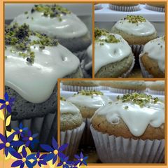 A picture of Pistachio Cake.