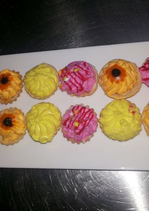 A picture of flavoured tart.