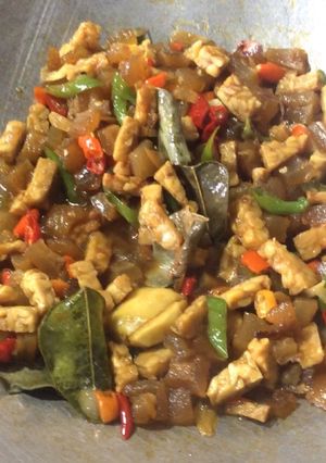 Foto resep Kikil cabe ijo campur tempe