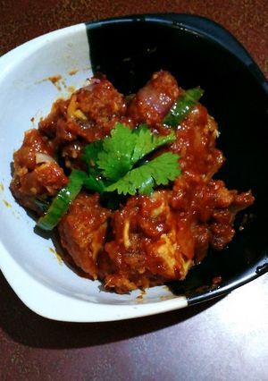 A picture of Chicken 65.