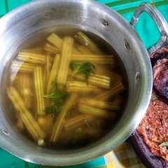 A picture of Sayur Bening Kelor.