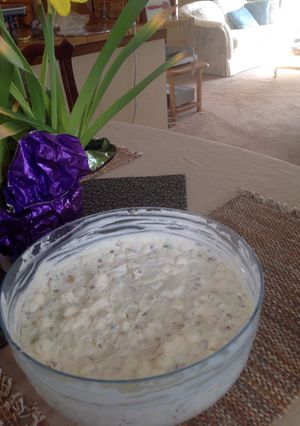 A picture of Taffy Apple Salad.