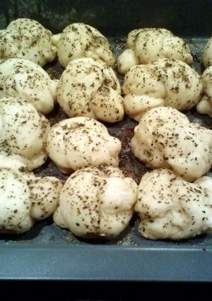 A picture of Pretzel dough garlic knots.