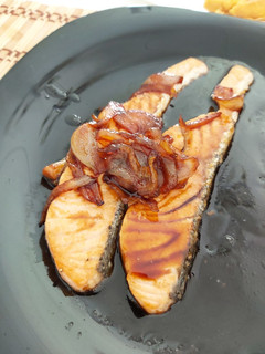 Foto principal de Salmón con salsa de soja y miel
