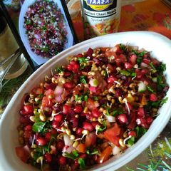 A picture of Sprouted moth salad.