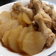 A picture of Stewed Daikon Radish and Chicken Drumettes.