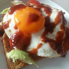 A picture of Weezy's posh egg and toast.
