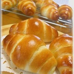 A picture of Light and Fluffy Basic Bread Dough Bread Rolls.