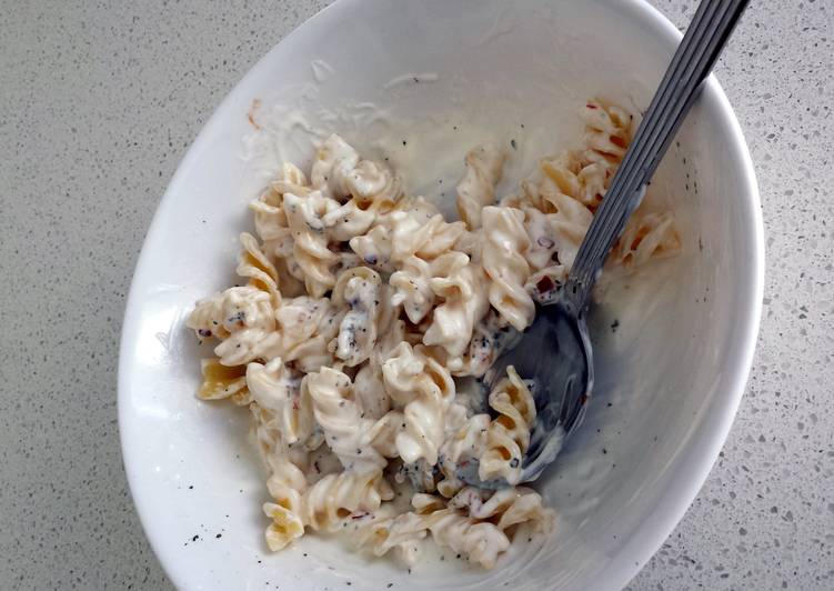 Recipe of Super Quick pasta with yogurt dressing