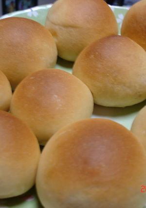 A picture of Best Hand-Kneaded Fluffy Rolls.