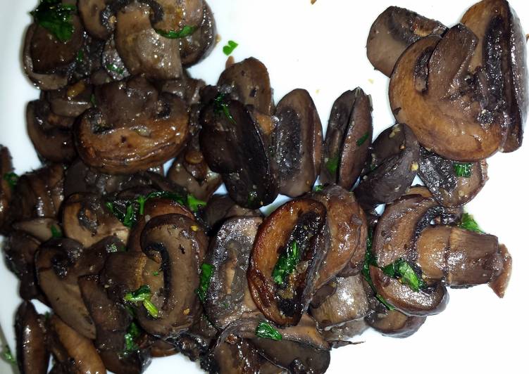 Steps to Prepare Perfect Mushrooms in Red Wine