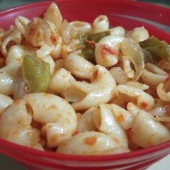 A picture of Macaroni.