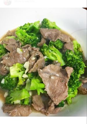 Foto resep Tumis brokoli daging 🐄