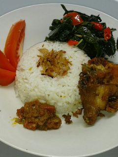 Foto resep 3in1(Nasi liwet, ayam goreng, tumis daun singkong+sambel kemiri)