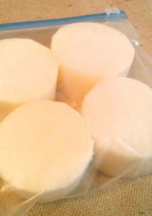 A picture of Frozen Daikon Radish to Keep in a Ziploc Freezer Bag.