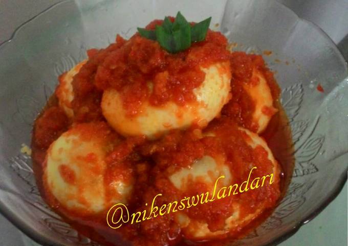 Bagaimana cara bikin Balado Telur Pedas Manis dijamin enak