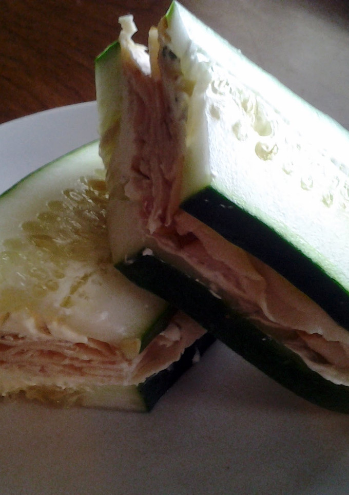 A picture of Cucumber chicken subs.