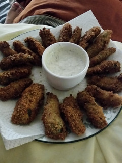 A picture of Crispy Deep fried pickles.