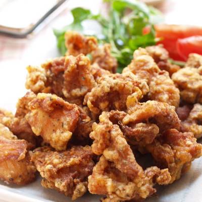 Deep Fried Chicken with Basil Leaves