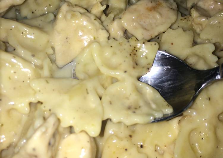 Step-by-Step Guide to Prepare Super Quick Homemade Creamy Chicken &amp; Bowtie Pasta