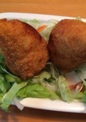 A picture of Coxinha (Brazilian Home Cooking).