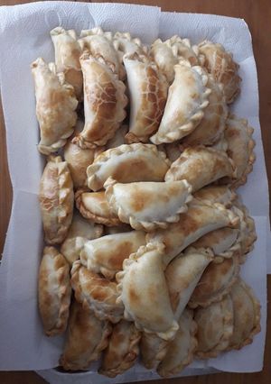 Una foto de Empanadas de pollo