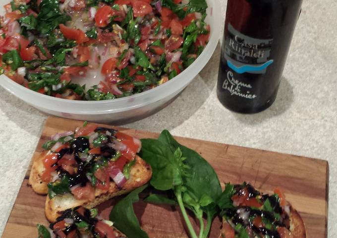 How to Make Any-night-of-the-week Tomato and Basil Bruschetta