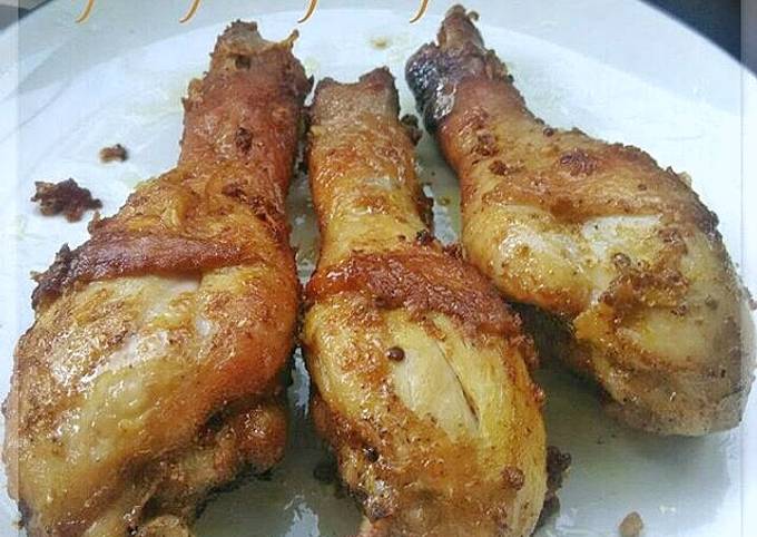 Ayam Goreng Berempah Khas Malaysia