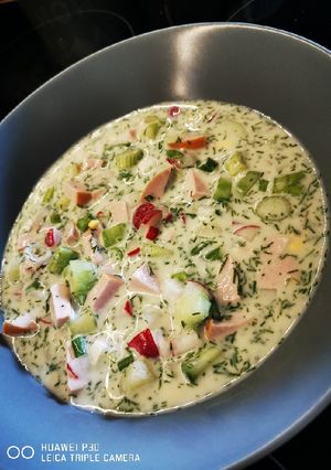 Okroschka (nyári hideg leves) Kaltes Sommersuppe recept fotója