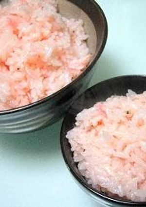 A picture of Mixed Rice with Dried Shrimp for Cherry Blossom Viewing.