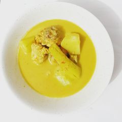 A picture of Creamy and Spicy Chicken.