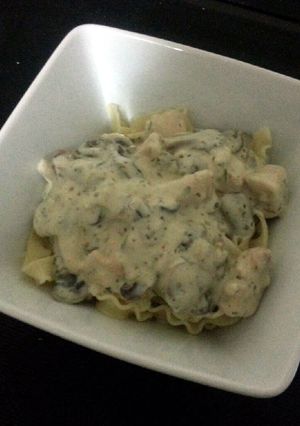 A picture of Chicken Carbonara.