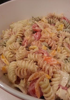 A picture of Bacon Ranch Pasta Salad.