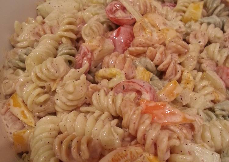 How to Make Quick Bacon Ranch Pasta Salad